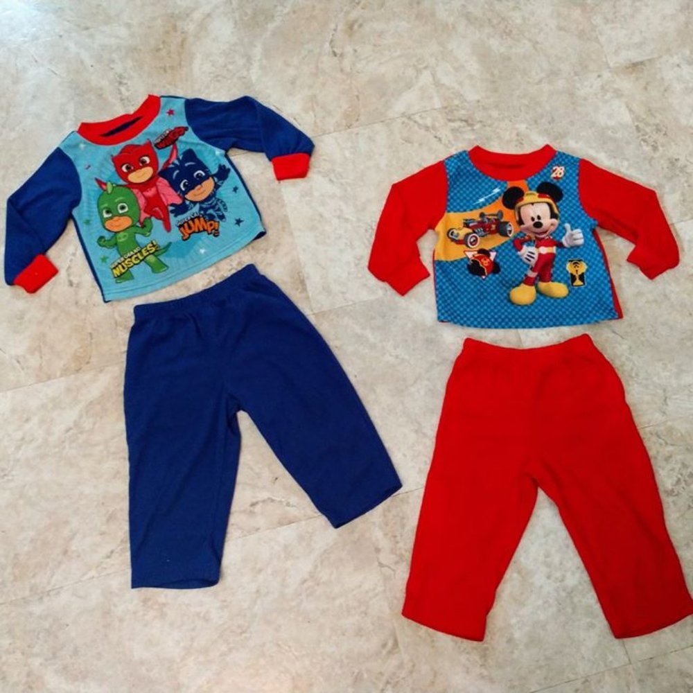 2T fleece pajamas